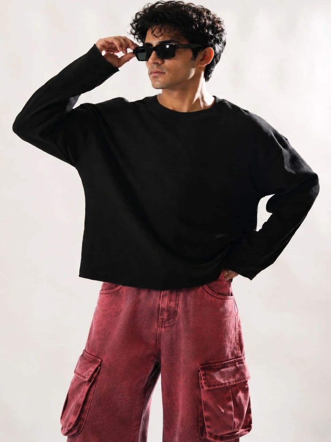BEOVER Men's Black Boxy Crop T-shirt with Drop-Shoulder
