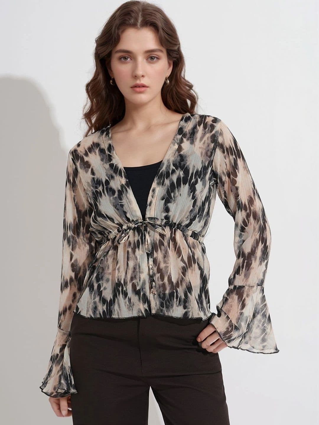 DressBerry Women Tie and Dye Bell Sleeve Peplum Crop Top