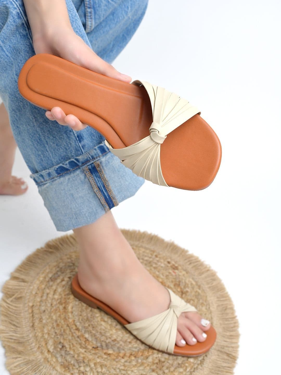 SZN SZN Women Cream Solid Open Toe Synthetic Casual Slip-On Flats