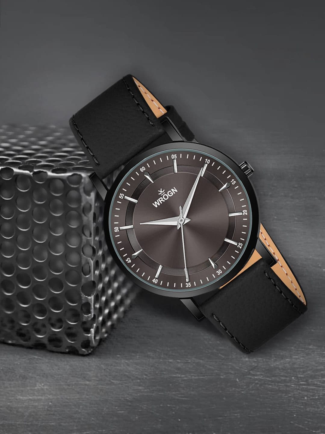 WROGN WROGN Men Printed Dial & Leather Straps Analogue Watch HOBWRG0446