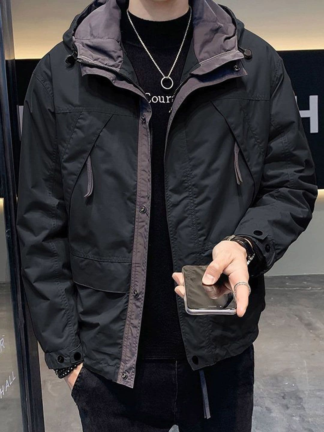 HERE&NOW HERE&NOW Men Hooded Solid Casual Bomber Jacket