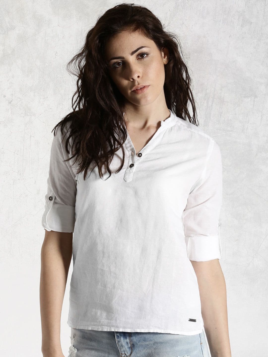 Roadster White Cotton Linen Top With Roll-Up Sleeves
