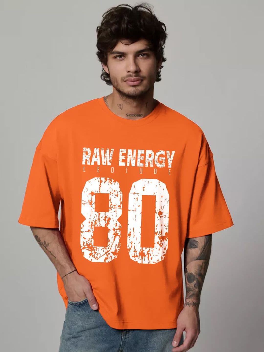 Leotude Typography Printed Round Neck Drop Shoulder Sleeves Oversized T-shirt