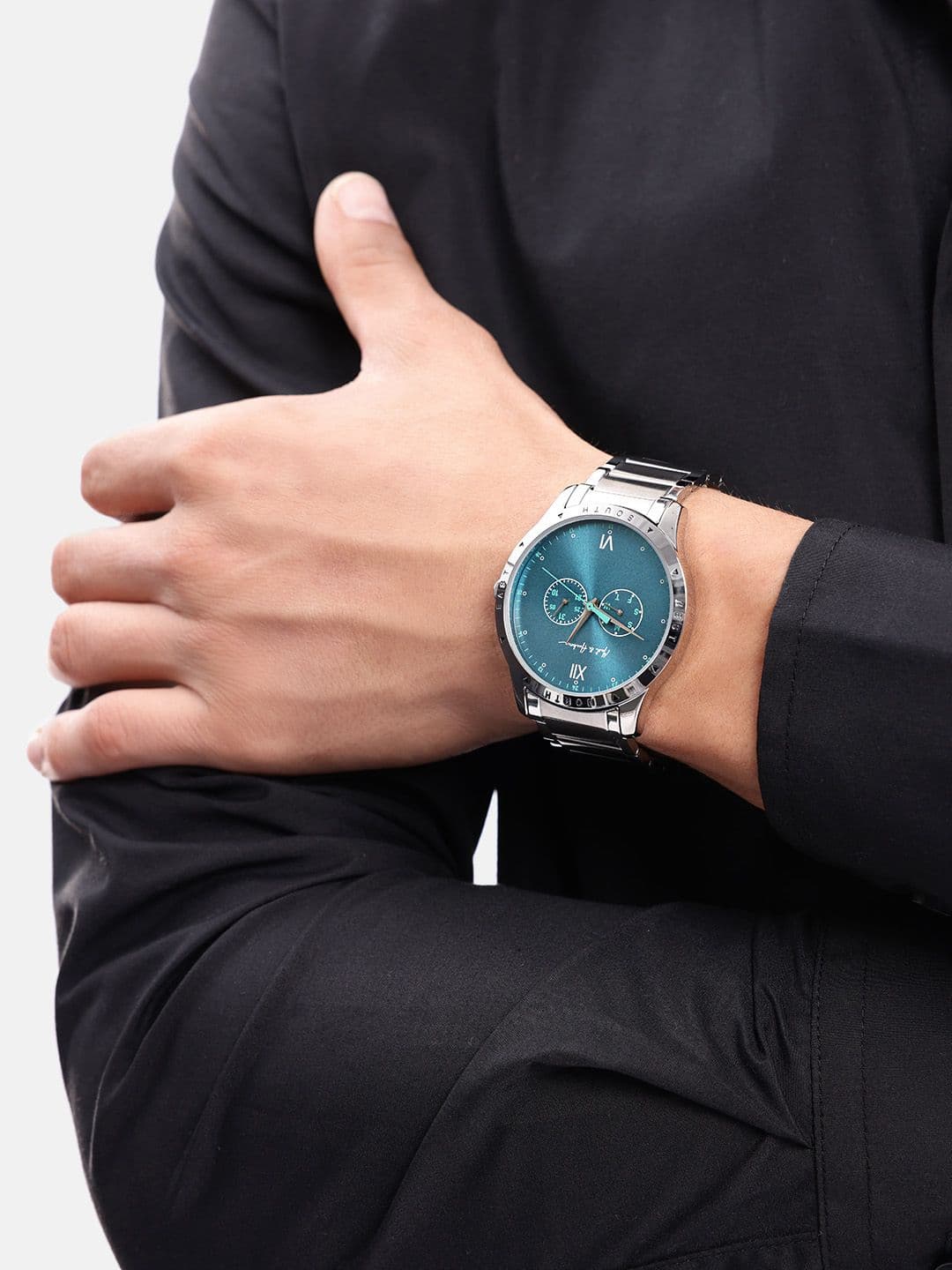 Mast & Harbour Unisex Brass Dial & Stainless Steel Textured Straps Analogue Multi Function Watch