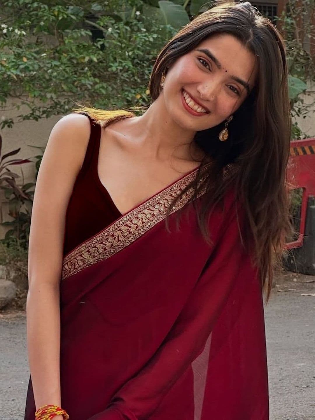 Being Naari Sequinned Pure Georgette Designer Saree