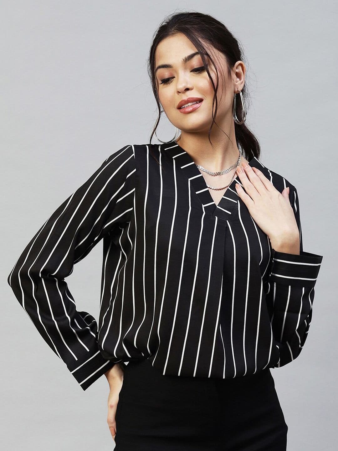 Selvia Women Black & White Striped Crepe Top